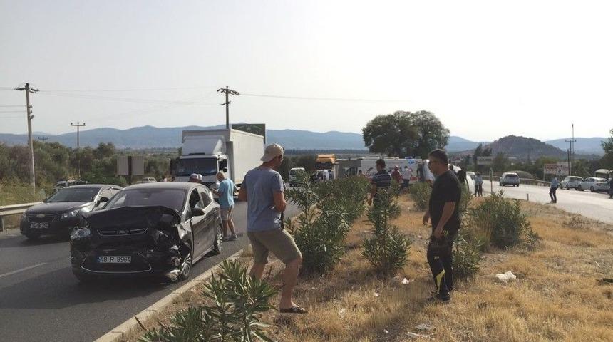 &Ouml;l&uuml;m Yolunda Kaza: 1 Yaralı