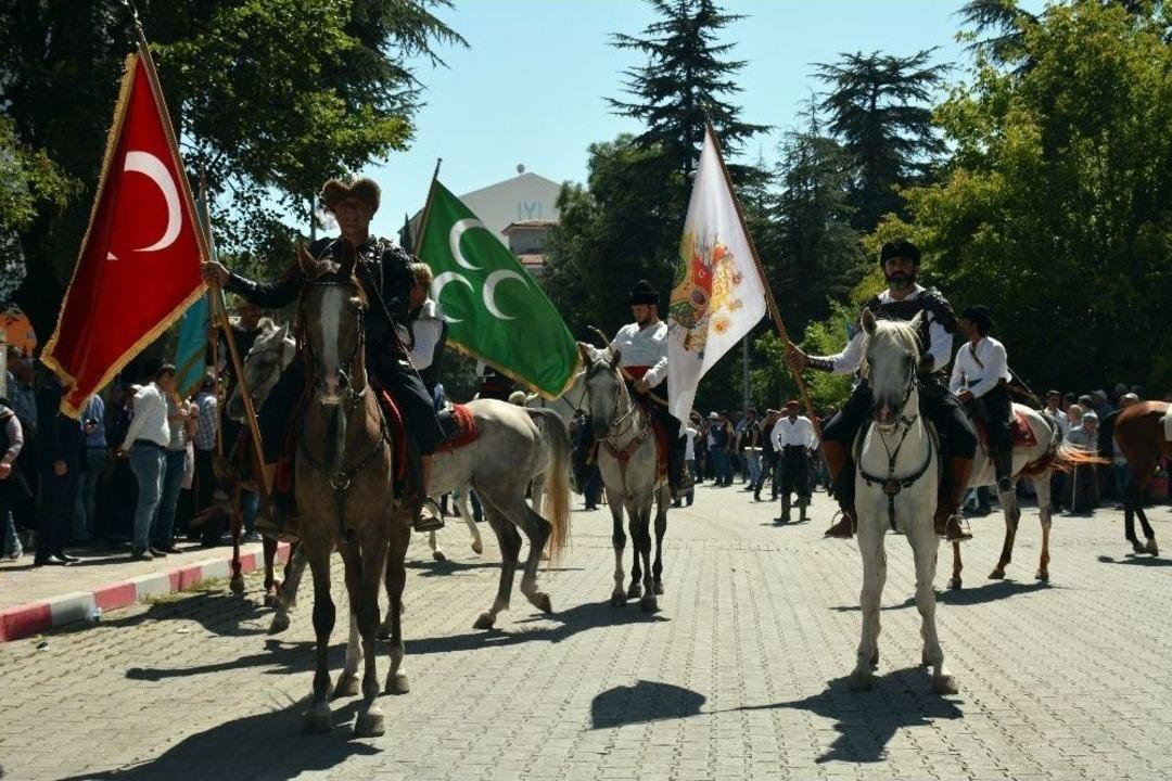 Ertuğrul Gazi&rsquo;yi Anma Ve Y&ouml;r&uuml;k Şenlikleri&rsquo;nin İkinci G&uuml;n&uuml;nde Y&ouml;r&uuml;kler Karşılandı