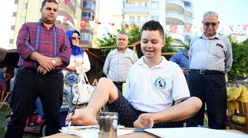 Engelsiz Sanat Festivali Yoğun İlgiyle Devam Ediyor