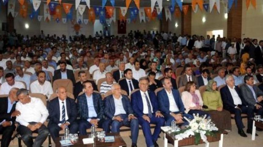 Adalet Bakanı G&uuml;l: Ter&ouml;rle M&uuml;cadeleyi Baltalayacak S&ouml;zlerin Kabul&uuml; Asla M&uuml;mk&uuml;n Değildir (2)