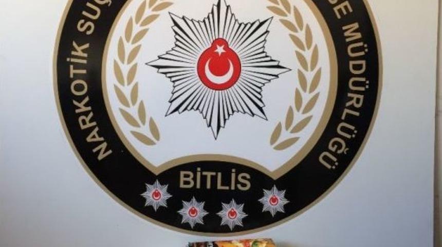 Ayakkabı Tabanında Uyuşturucu Ele Ge&ccedil;irildi