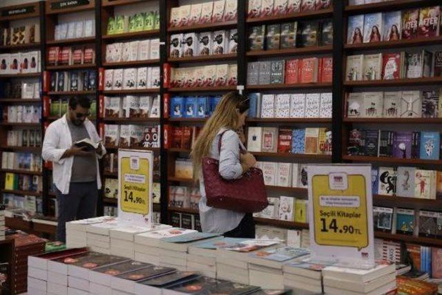 D&r Kitap Fuarı Ahmet Ümit'le Başladı