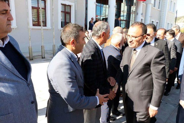 Bozdağ: "suriye’nin Kuzeyinde Terör Koridoruna İzin Vermeyiz" G1