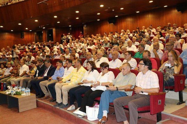 Chp Ve Hdp’li Vekiller Panelde Bir Araya Geldi