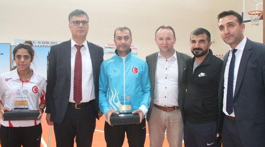 Diyarbakır’daki Spor Kulüplerine Malzeme Verildi