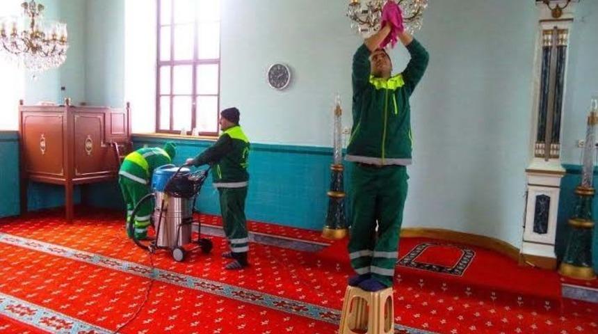 Beyoğlu’nda Temizliğin Mesaisi Yok