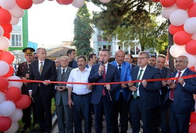 Ertuğrul Gazi’yi Anma Ve Yörük Şenlikleri Kapsamında Şehit Polis Memuru Kazım Esmer Parkı Açıldı