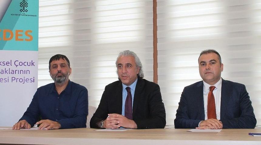 Çocuklar İçin Geleneksel Oyuncaklar Üretecekler