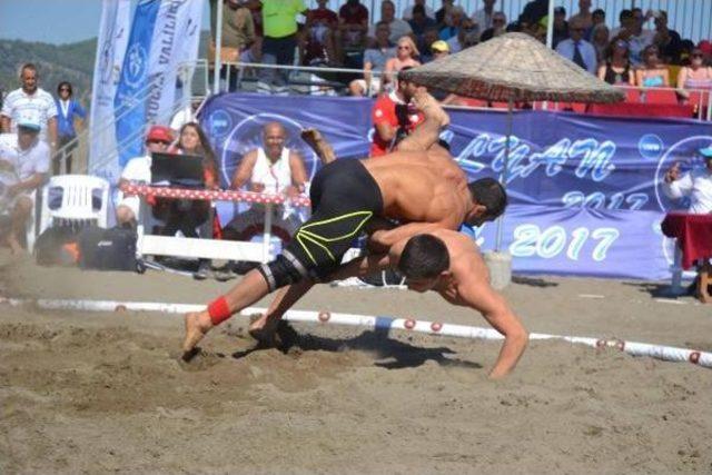 D&uuml;nya Plaj G&uuml;reşi Şampiyonası Dalyan da 3