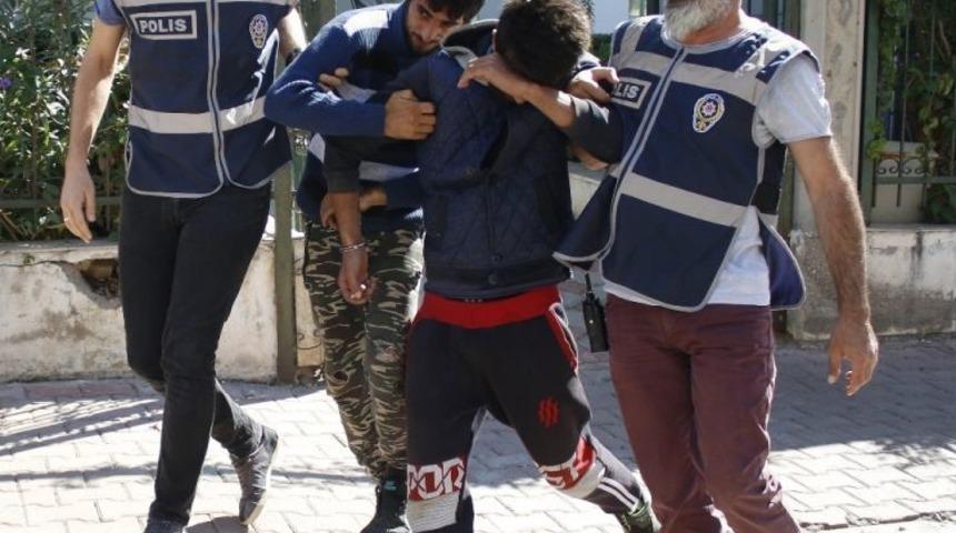 Ak&uuml; Hırsızı Kardeşler Polisten Ka&ccedil;amadı