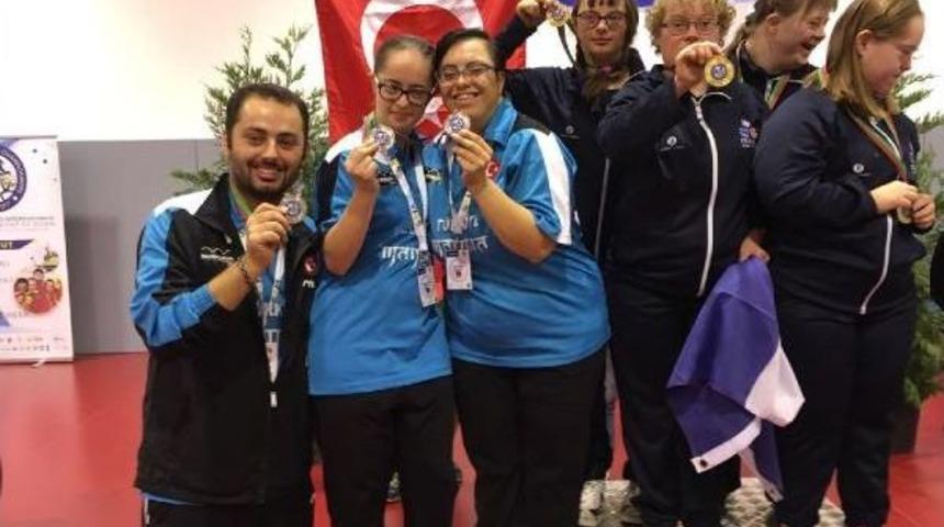 Down Sendromlu &Ouml;zel Sporculardan Madalya Yağmuru&nbsp;