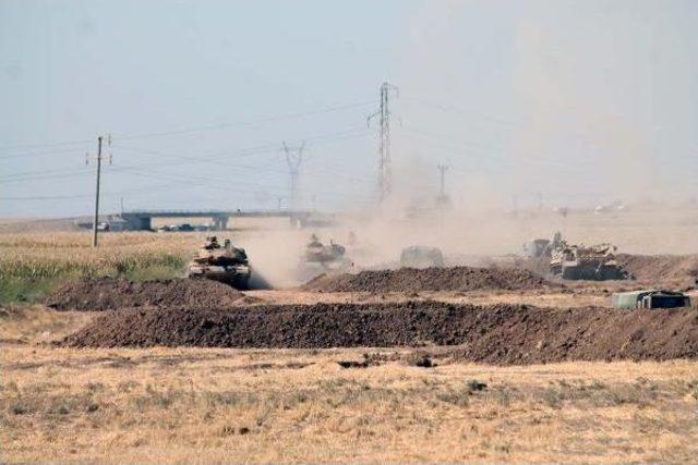 Habur&rsquo;Daki Tatbikatta Bug&uuml;n Tanklar Manevra Yaptı 3