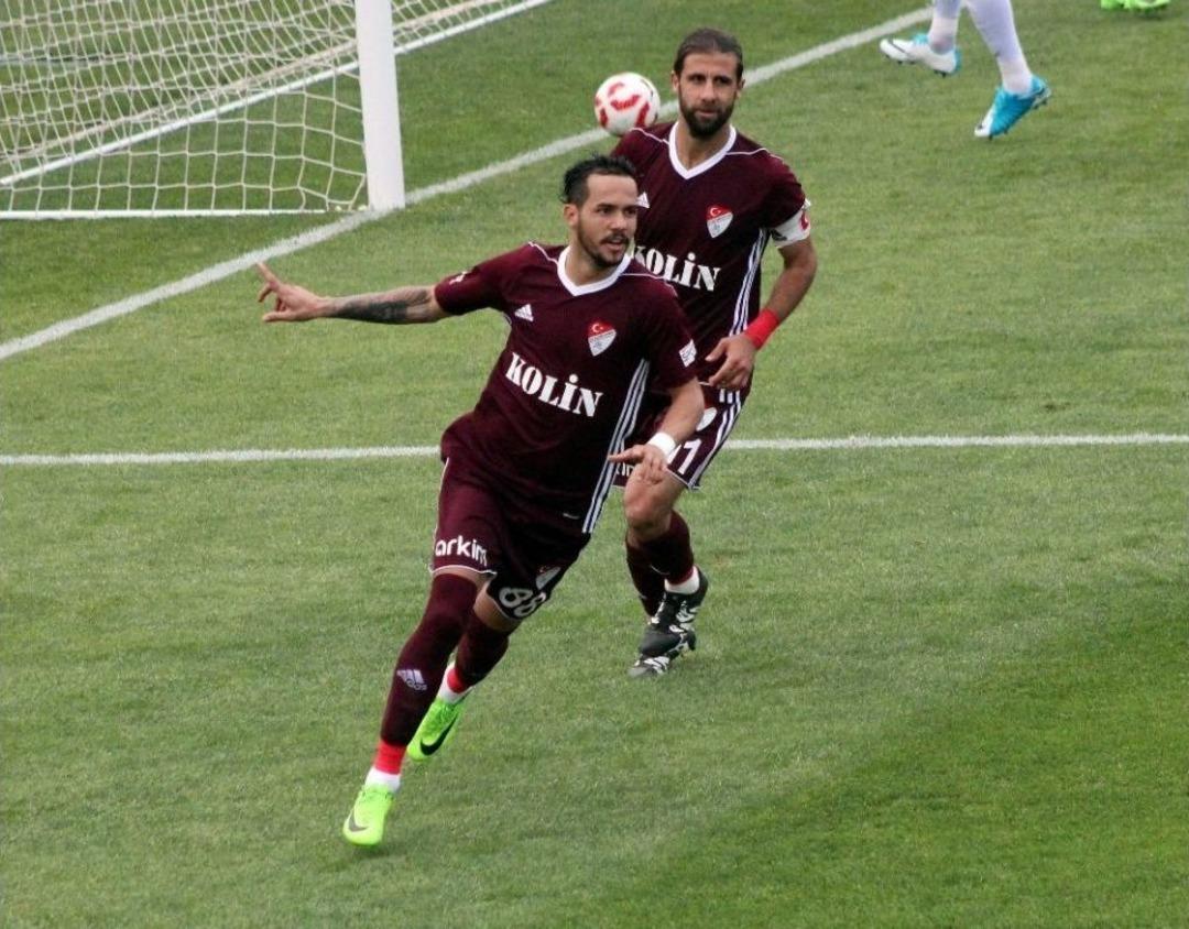 Tff 1. Lig: &Uuml;mraniyespor: 2 - Elazığspor: 1