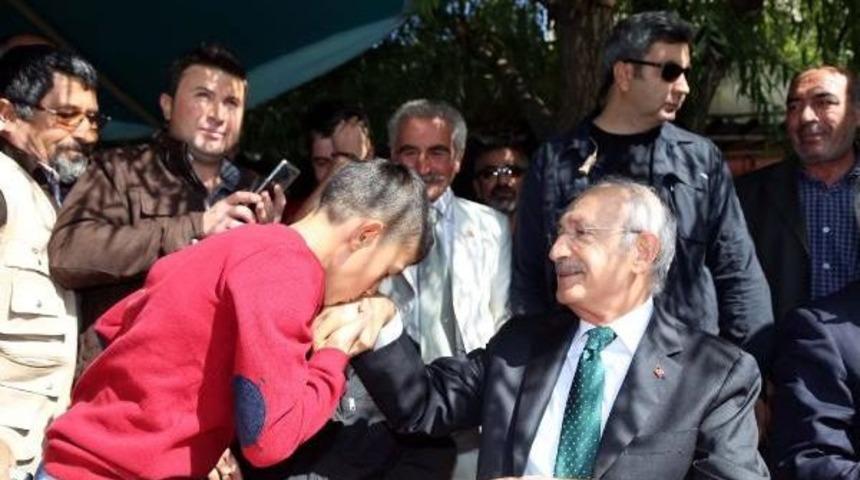 Kılı&ccedil;daroğlu: Hacı Bektaş, Anadolu'nun Insancıl Ve Akılcı Tutumuna &Ouml;nderlik Yapmıştır (2)