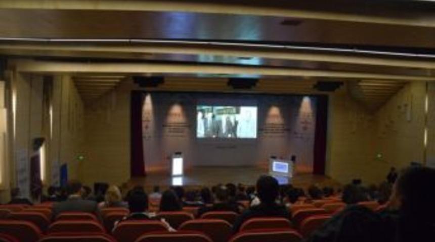 Uluslararası Deprem M&uuml;hendisliği Ve Sismoloji Konferansı 3&rsquo;&uuml;nc&uuml; G&uuml;n&uuml;n&uuml; De Başarıyla Tamamladı