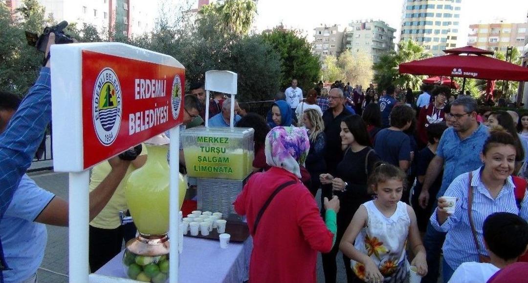 T&uuml;rkiye&rsquo;nin Limonunun Y&uuml;zde 70&rsquo;ini &Uuml;reten Erdemli&rsquo;de "limonata Festivali"
