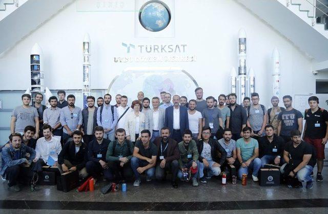 Başkan Duruay, Model Uydu Yarışması Ödül Törenine Katıldı