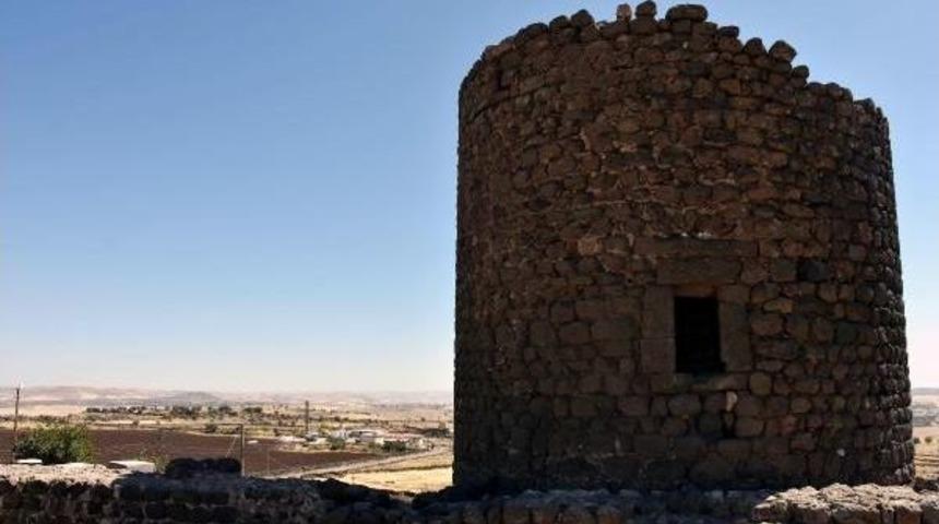 3 Bin Yıllık Kale, Samanlık Olarak Kullanılıyor