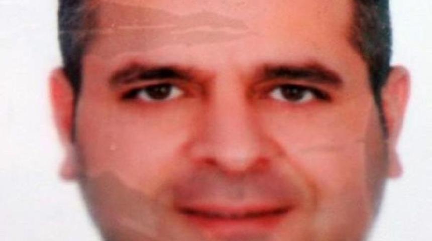 Kasksız Motosikletli Kazada &Ouml;ld&uuml;