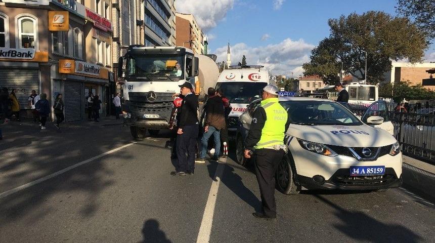 Beşiktaş&rsquo;ta Beton Mikseri Faciası