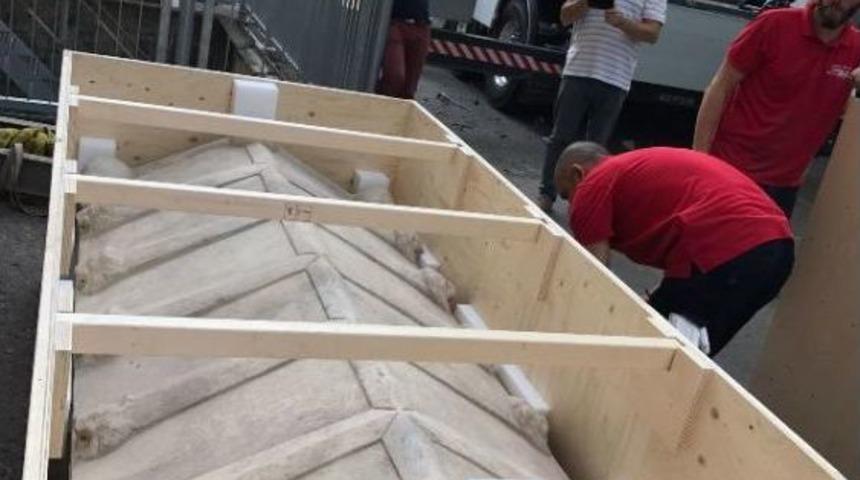 'herakles Lahidi' Evine D&ouml;n&uuml;yor