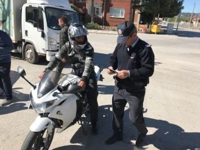 Motosiklet Denetimleri Hız Kesmiyor