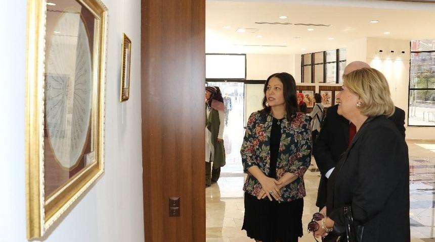 Klasik T&uuml;rk Sanatları Sergisi A&ccedil;ıldı