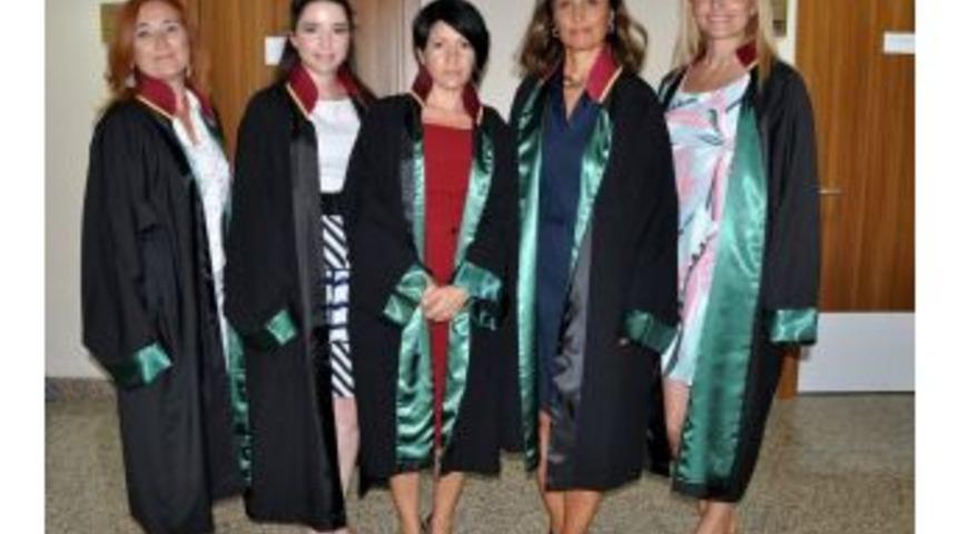 Kadınların Ve &Ccedil;ocukların Koruyucu Melekleri