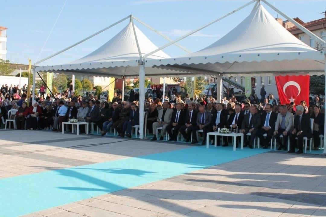 Kayseri&rsquo;de &lsquo;kedi Bacağı&rsquo; Festivali Başladı