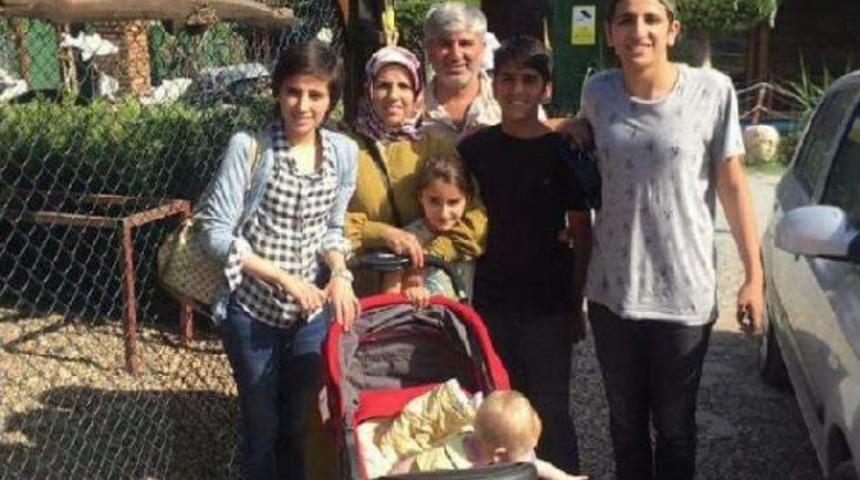 Ukrayna'da Öldürülen Işadamının Cenazesi 25 Gün Sonra Türkiye'ye Getirildi