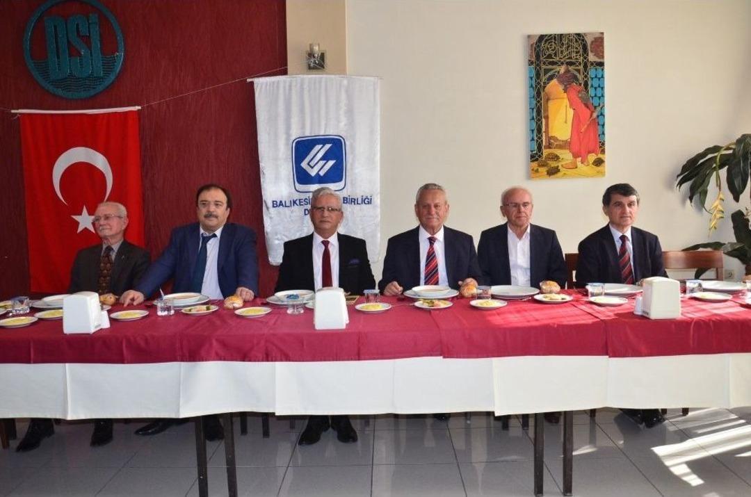 Balıkesirliler Birliği Tarhana &Ccedil;orbasında Buluştu