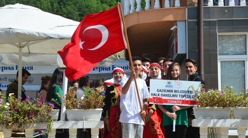 Biber Acı, Dostluk Tatlı