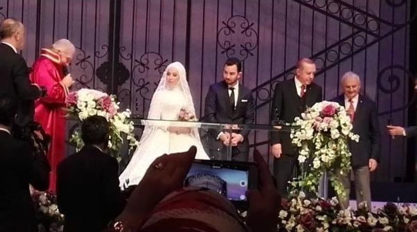 İçişleri Bakanı Süleyman Soylu'nun Oğlu Evlendi