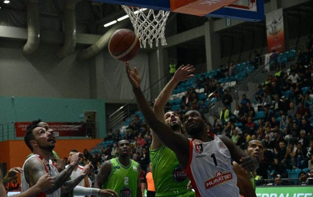 Tahincioğlu Basketbol S&uuml;per Ligi: Muratbey Uşak: 73 - Tofaş: 86
