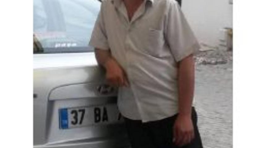 Kestiği Ağacın Altında Kalan İş&ccedil;i, Hayatını Kaybetti