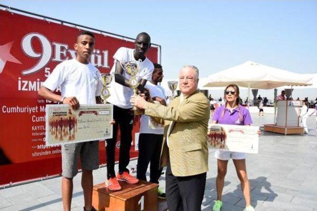  izmir  I&ccedil;in Koştular&nbsp; 1