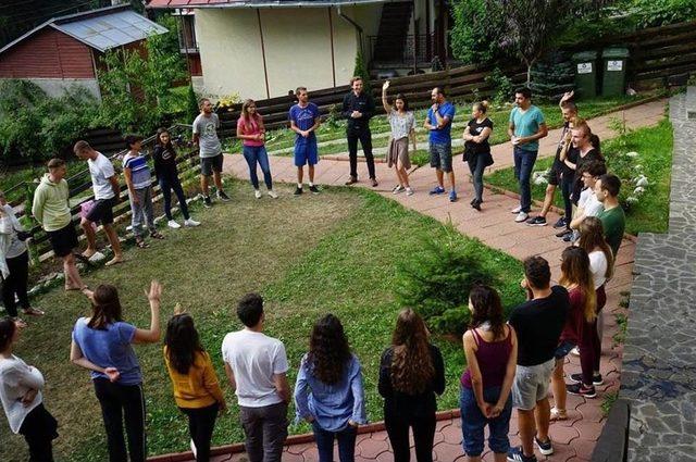 Sorgunlu 12 Gen&ccedil; Romanya&rsquo;dan D&ouml;nd&uuml; 1