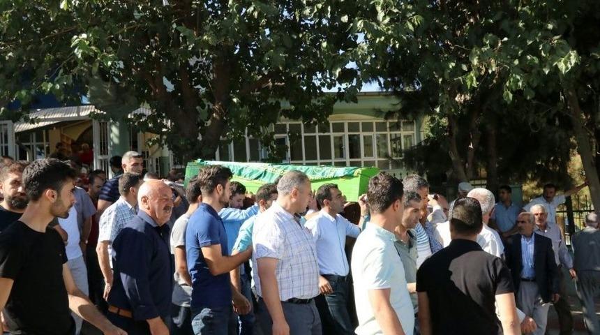 Aslan&rsquo;ın Cenazesi Defnedildi