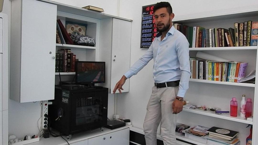 Cami Soygunu B&ouml;yle G&ouml;r&uuml;nt&uuml;lendi