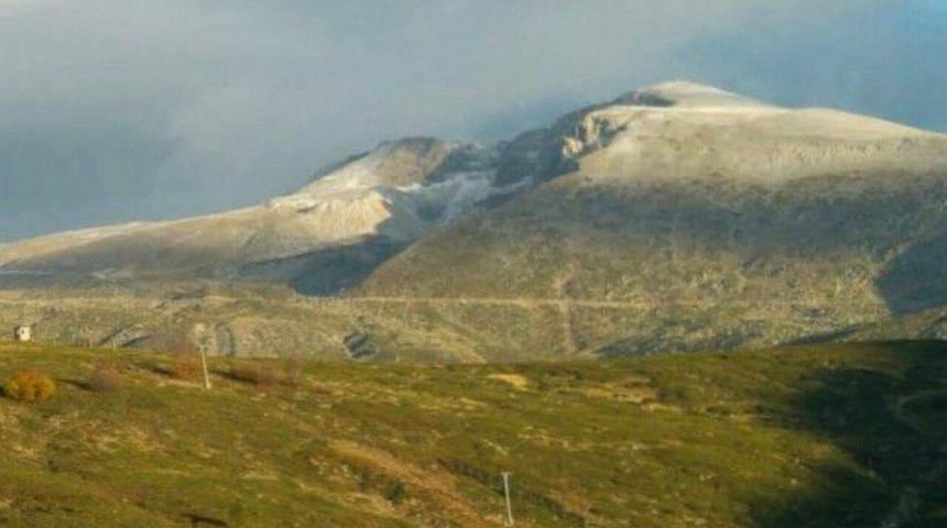 Uludağ&rsquo;a Yılın İlk Karı Yağdı