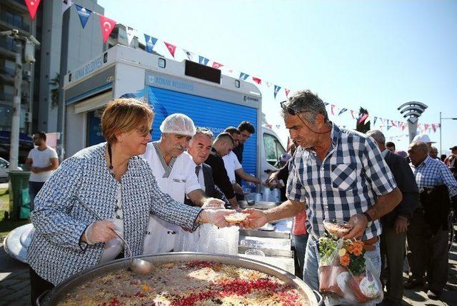 Konak Belediye Başkanı Sema Pekdaş, “bereketimiz Türkiye’ye Yayılsın”