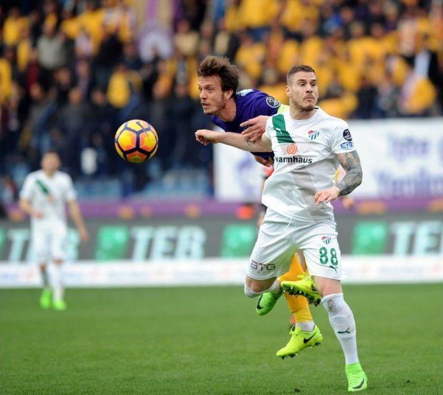 Bursaspor, Osmanlıspor&rsquo;u Ağırlıyor 1