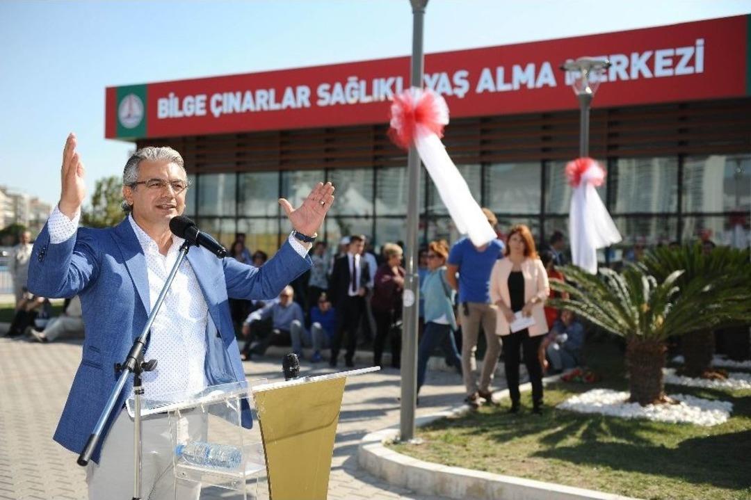 Karşıyaka Sağlıklı Yaş Alma Merkezi A&ccedil;ıldı