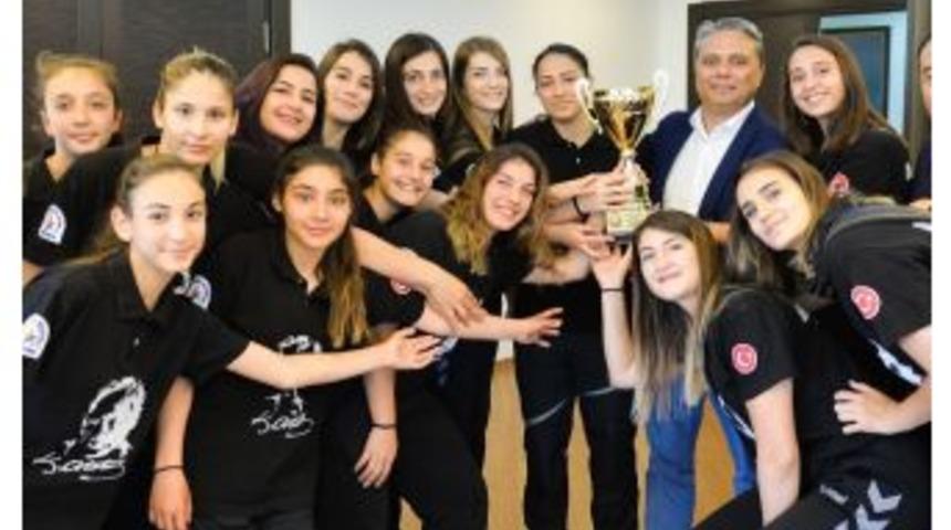 Muratpaşa&rsquo;dan Cumhuriyet Kupası