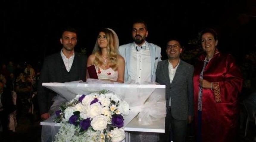 Belediye Başkanı, Polis Oğlunun Nikahını Kıydı