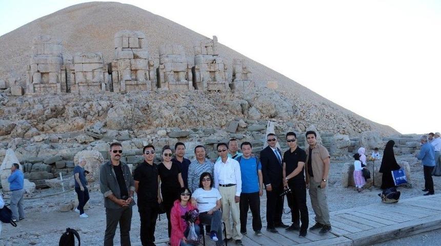 &Ccedil;in&rsquo;in Ankara B&uuml;y&uuml;kel&ccedil;isi Yu Hongyang Nemrut Dağı&rsquo;nı Gezdi