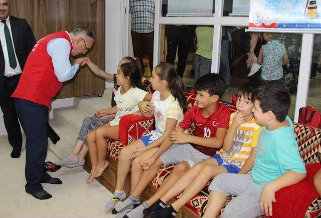 Genel M&uuml;d&uuml;r Yardımcısı Ulusan, Manisa&rsquo;da Gen&ccedil;lerle Buluştu 1