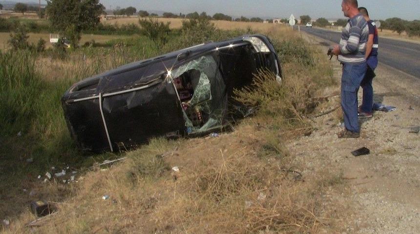 Bayrami&ccedil;&rsquo;te Trafik Kazası, 3 Yaralı