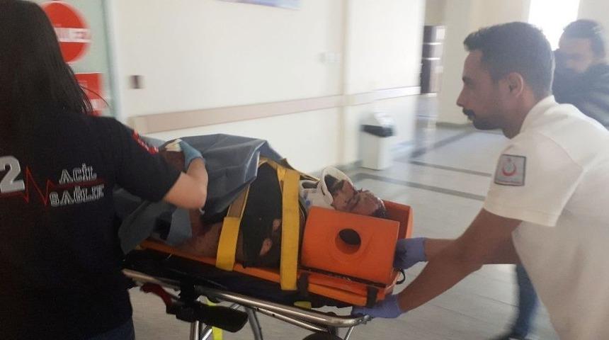 Adıyaman’da Traktörle Otomobil Çarpıştı: 3 Yaralı