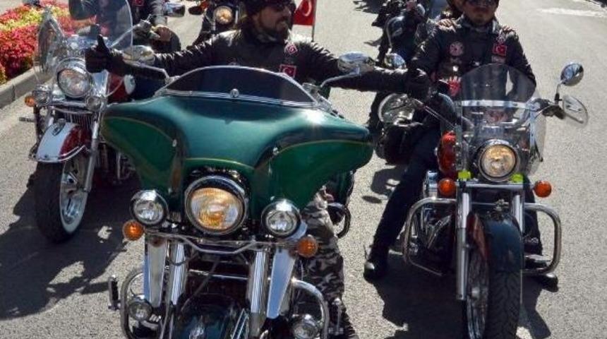 Şehit Ve Gazi Çocuklarına Motosikletle Şehir Turu